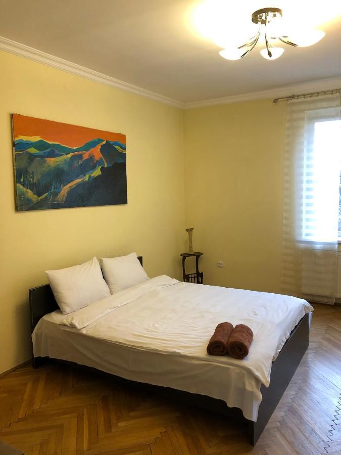 Galllery Apartment